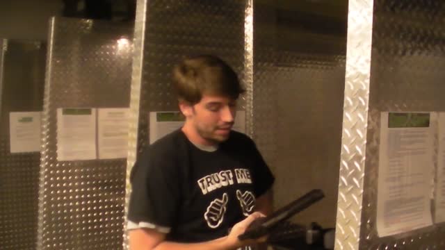 50 CAL DESERT EAGLE ONE HANDED!!!