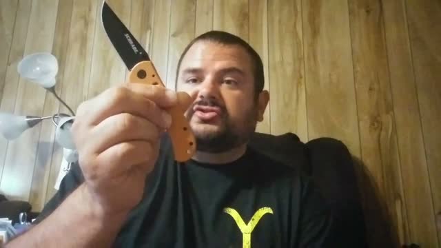 Schrade Model SCH111O Folding Lock Blade Knife #10knivesin10daysday3 #10knives in10dayschallenge.