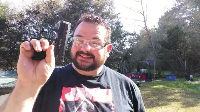 #bbgunmonday Umarex Glock 19 Good. Umarex Glock 17 And Sig P365, Bad. Another Take, Another Try