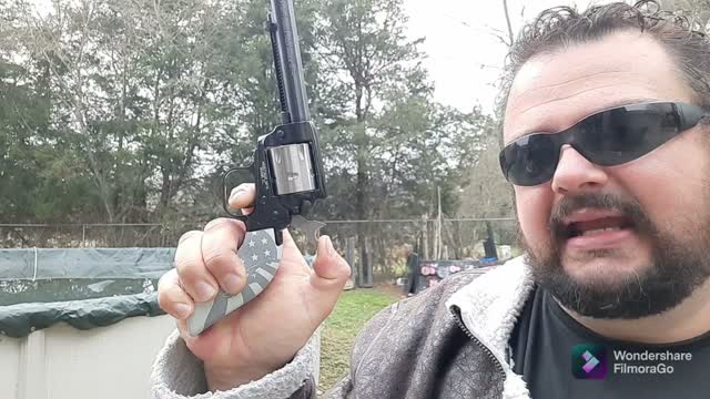 Live Fire Single Action And Fanning A Single Action Revolver. Alec Lied.