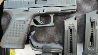 Carl's 1 Mag Reviews. The Glock 44.